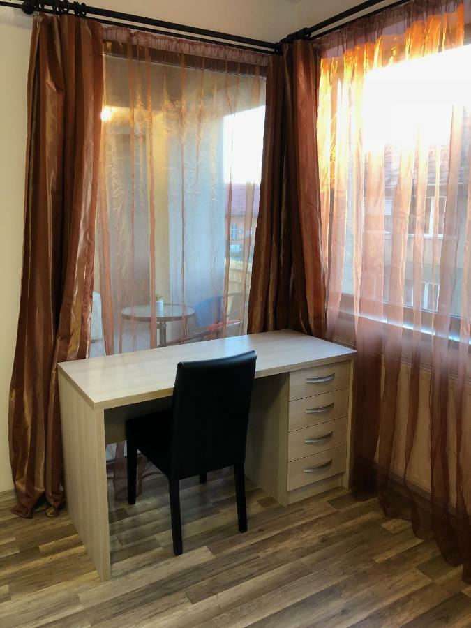 Central Apartments Târgu-Mureş Εξωτερικό φωτογραφία